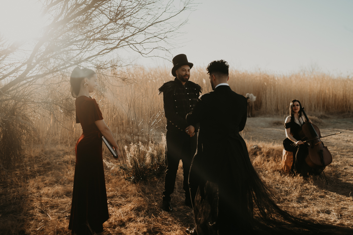 How to Throw an Enchantingly Elegant Goth-themed Wedding Ceremony